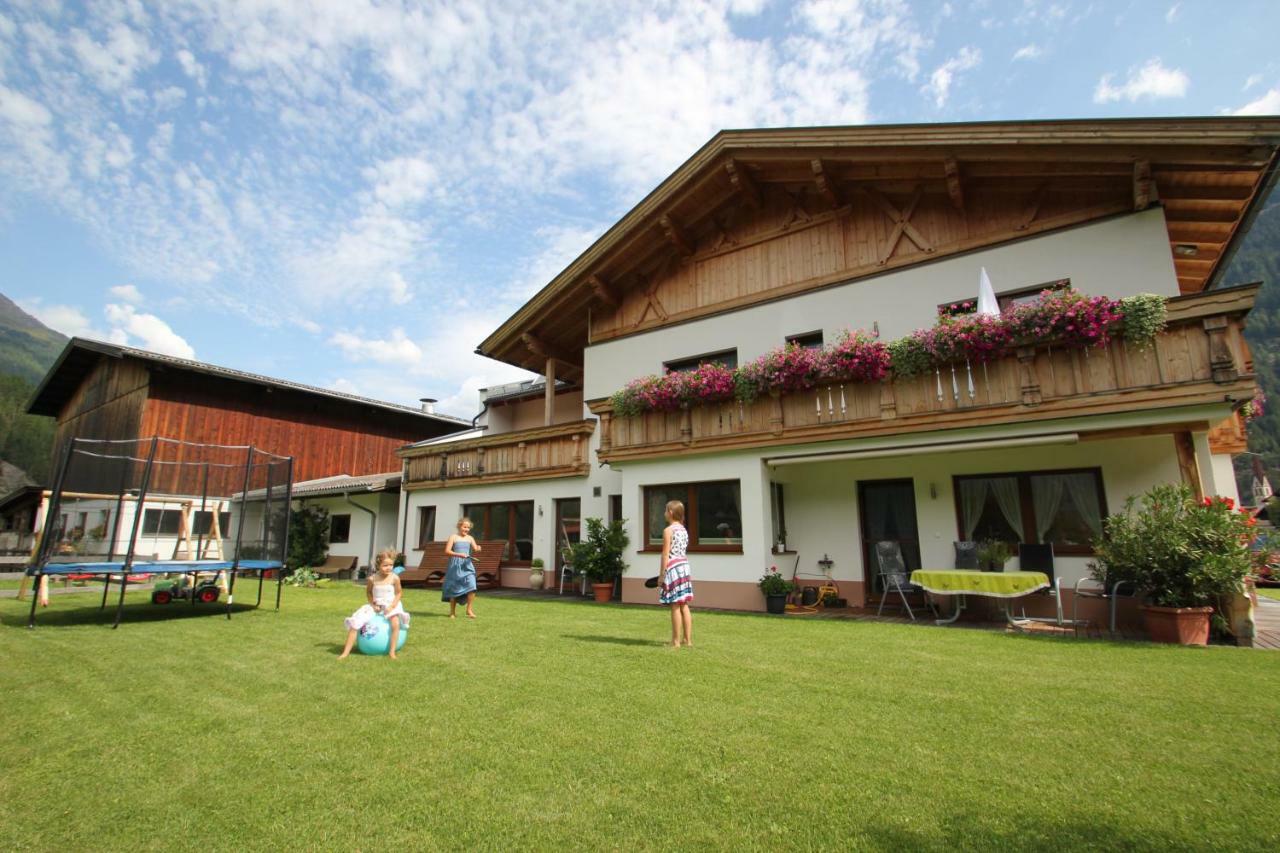 Landhaus Zell Längenfeld Exteriör bild