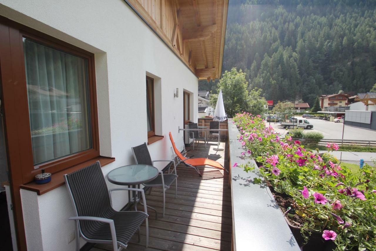 Landhaus Zell Längenfeld Exteriör bild